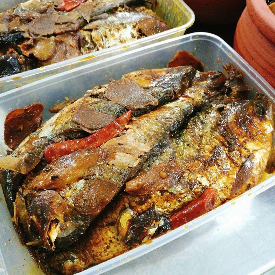 cá mòi kho hải phòng