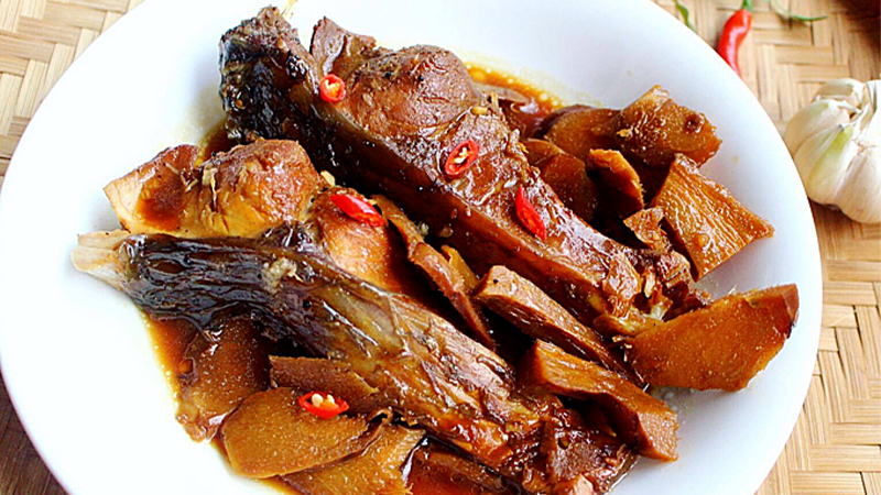 kho cá trắm cỏ