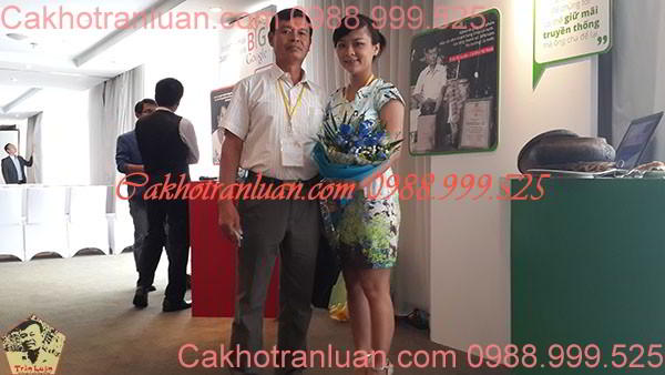 nghe nhan tran luan va con dau