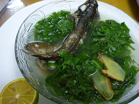 Cá bống nấu canh rau răm