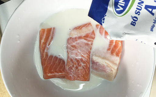 Sơ chế cá hồi