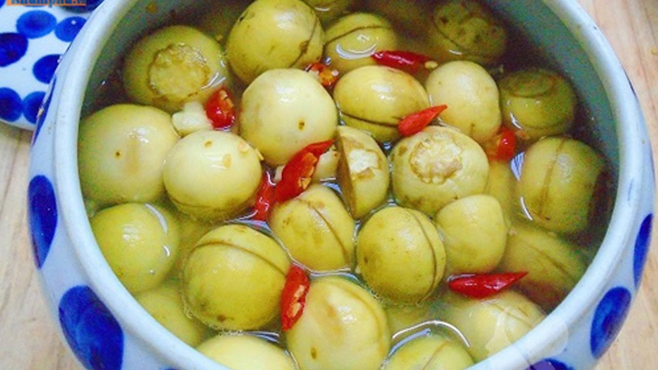 Cà muối kho cá Cà muối kho cá